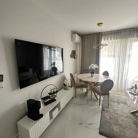 Postiguet Beach Flat * Alicante