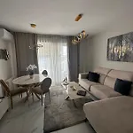 Postiguet Flat *