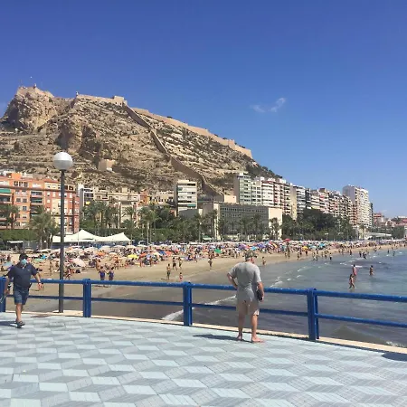 Postiguet Flat 아파트